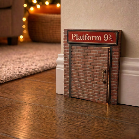 Platform 9¾ Corner Scene Decoration